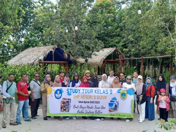 Study Tour Kelas 9 SMPN 2 Sijuk Tahun Pelajaran 2022/2023