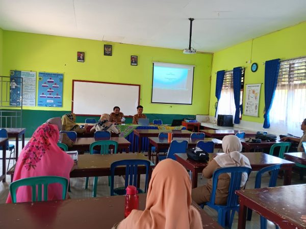 Komunitas Belajar Ngopi Krimer SMPN 2 Sijuk Menggelar Pertemuan Strategis di Awal Semester Genap