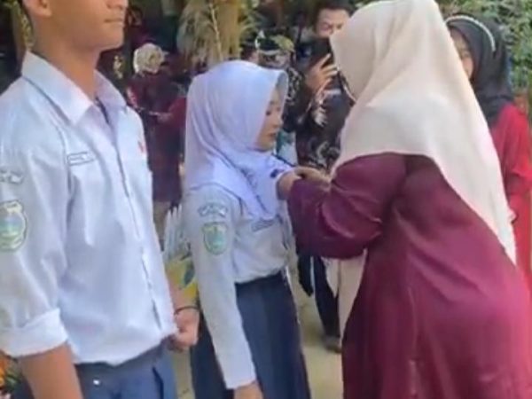 Pelepasan Murid Kelas 9 Tahun Ajaran 2025/2026 SMP Negeri 2 Sijuk